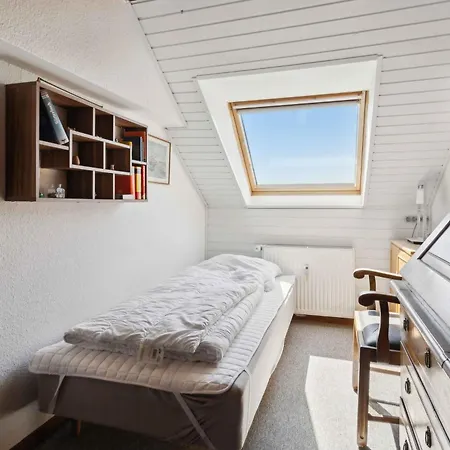 Cozy Near Beachesfishing דירה Lebol